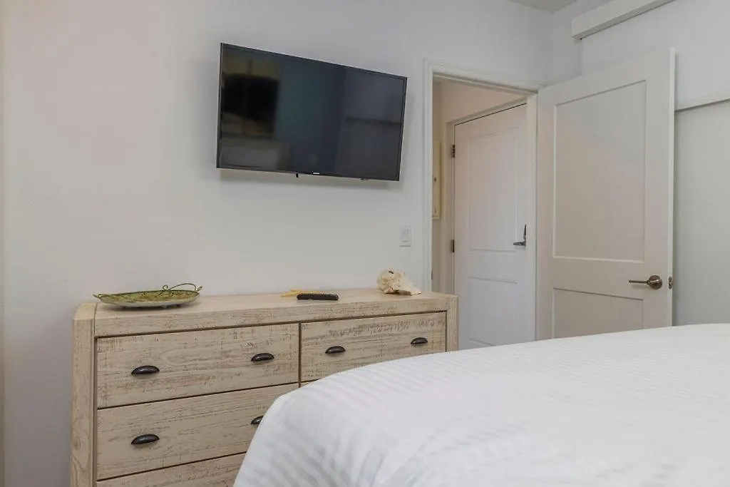 Apartment Sit Back Relax Your New View To The Harbor Awaits Oranjestad
